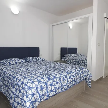 Apartamento Barbara Playa Roca