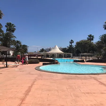 Apartamento Barbara Playa Roca Costa Teguise